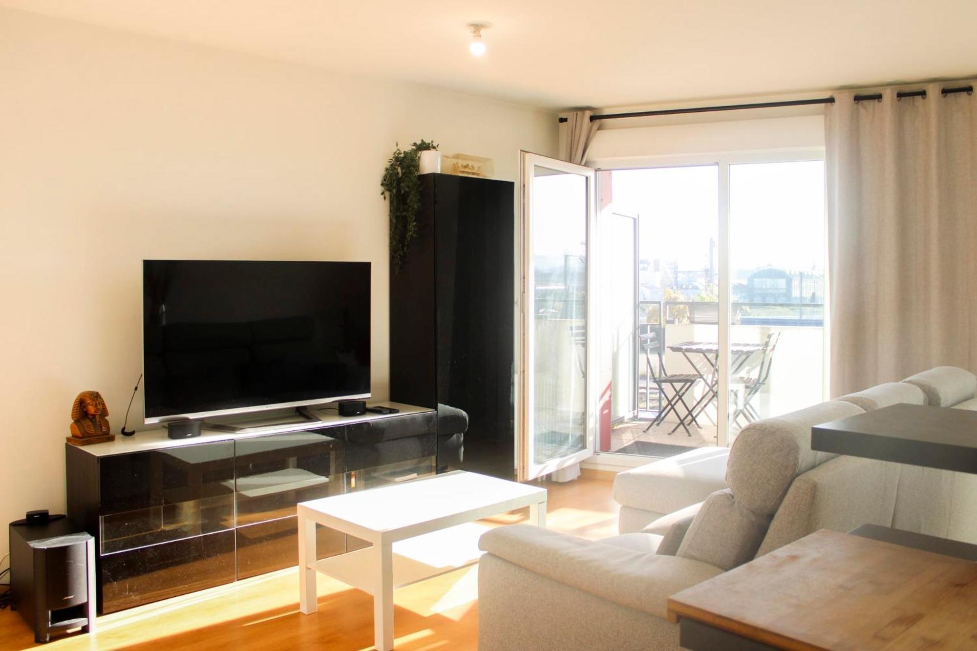 3-Rooms Apartment With Wifi And Balcony Saint-Denis  Exterior photo
